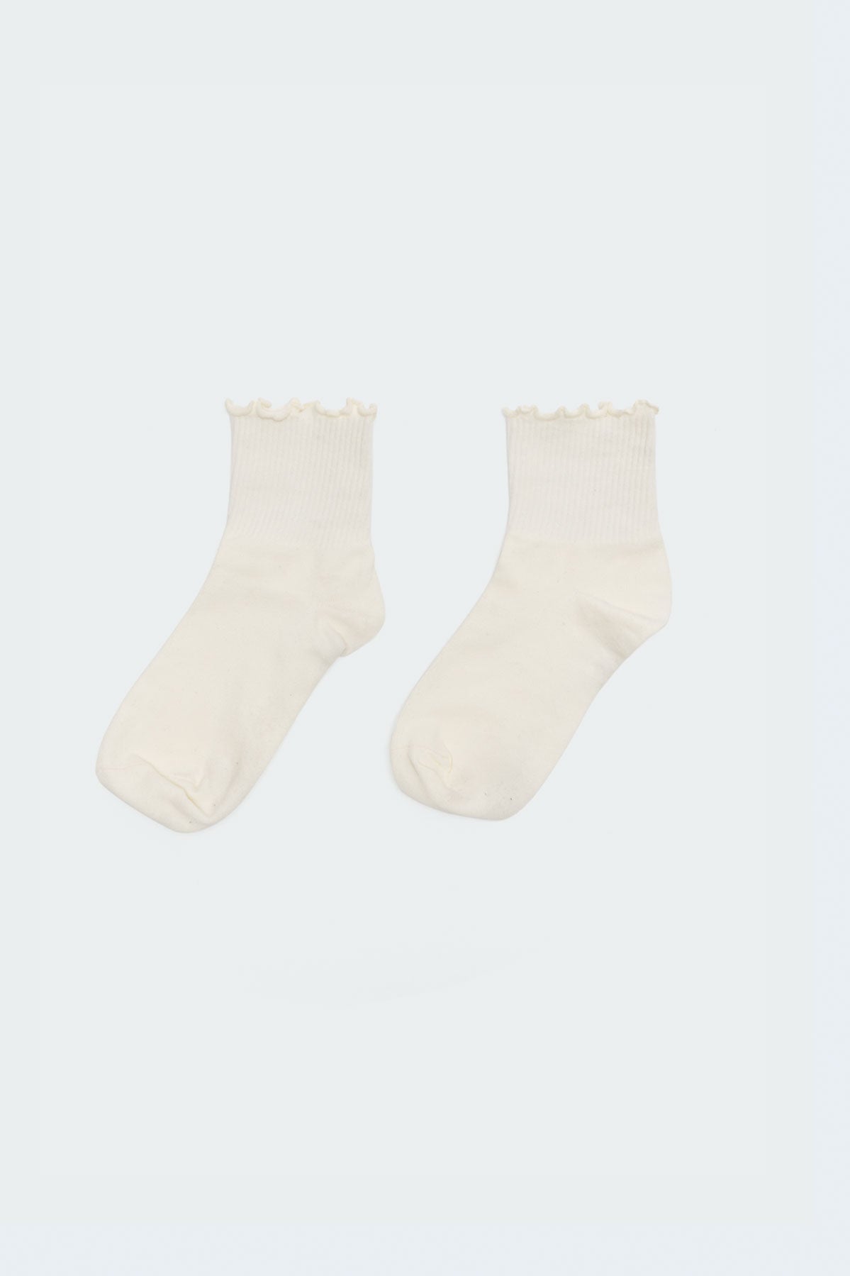 Frilled Hem Socks - Image 2