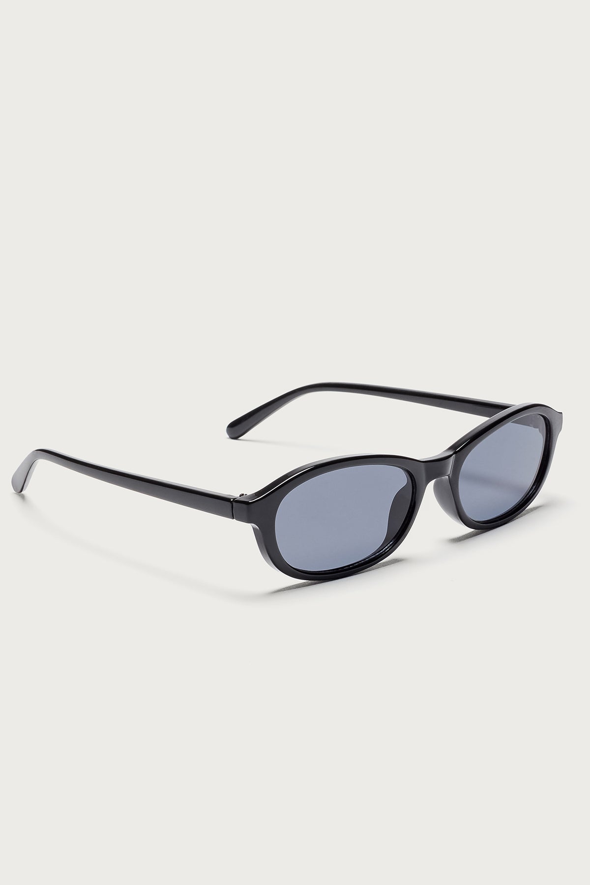 Laurielle Oval Sunglasses - Image 3