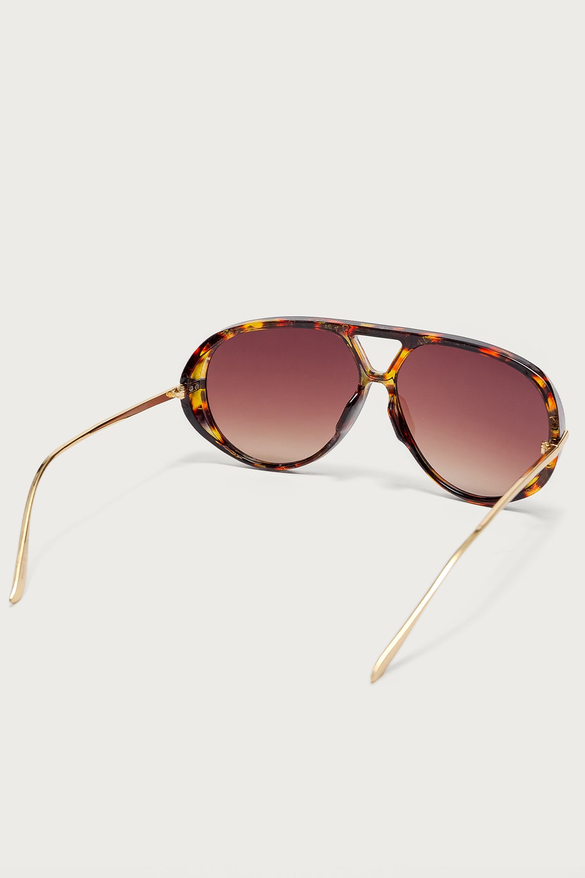 Raye Round Sunglasses - Image 4
