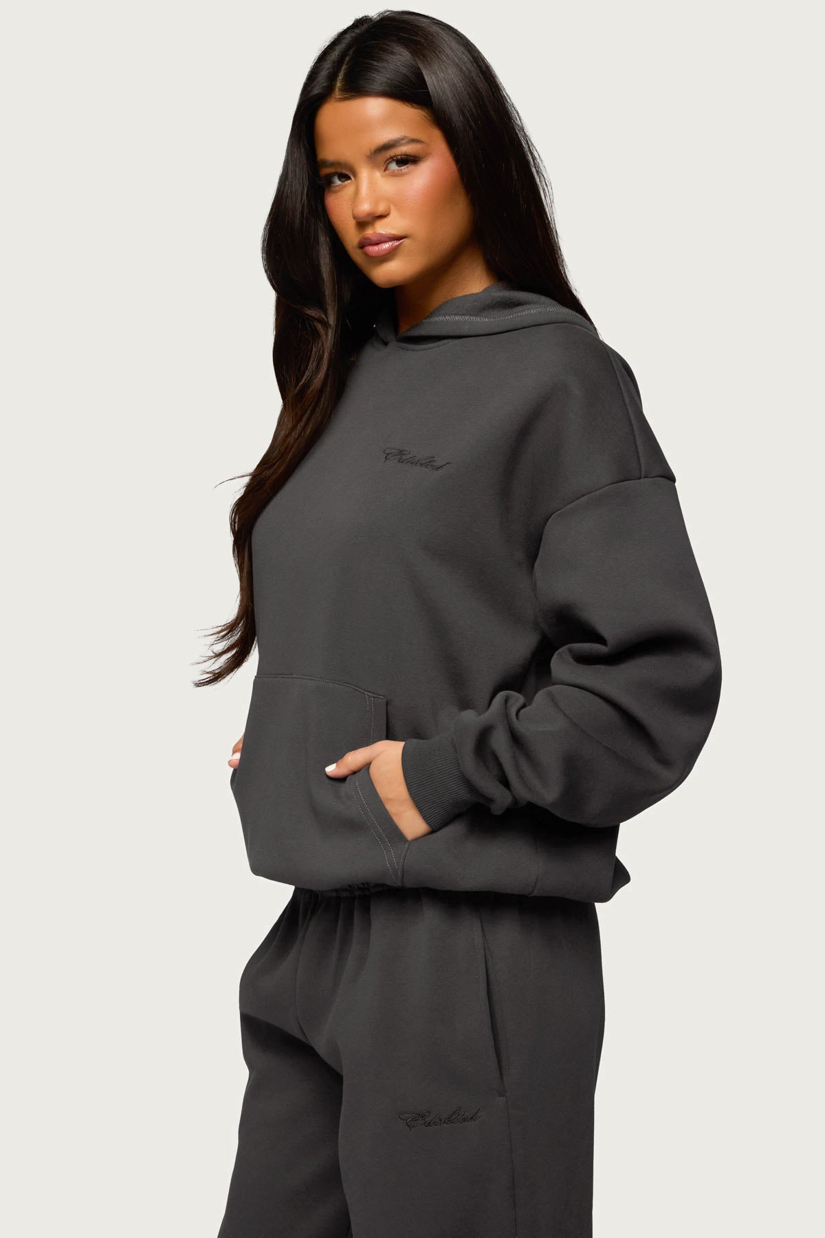 Basic Girl Oversized Edikted Hoodie - Image 3