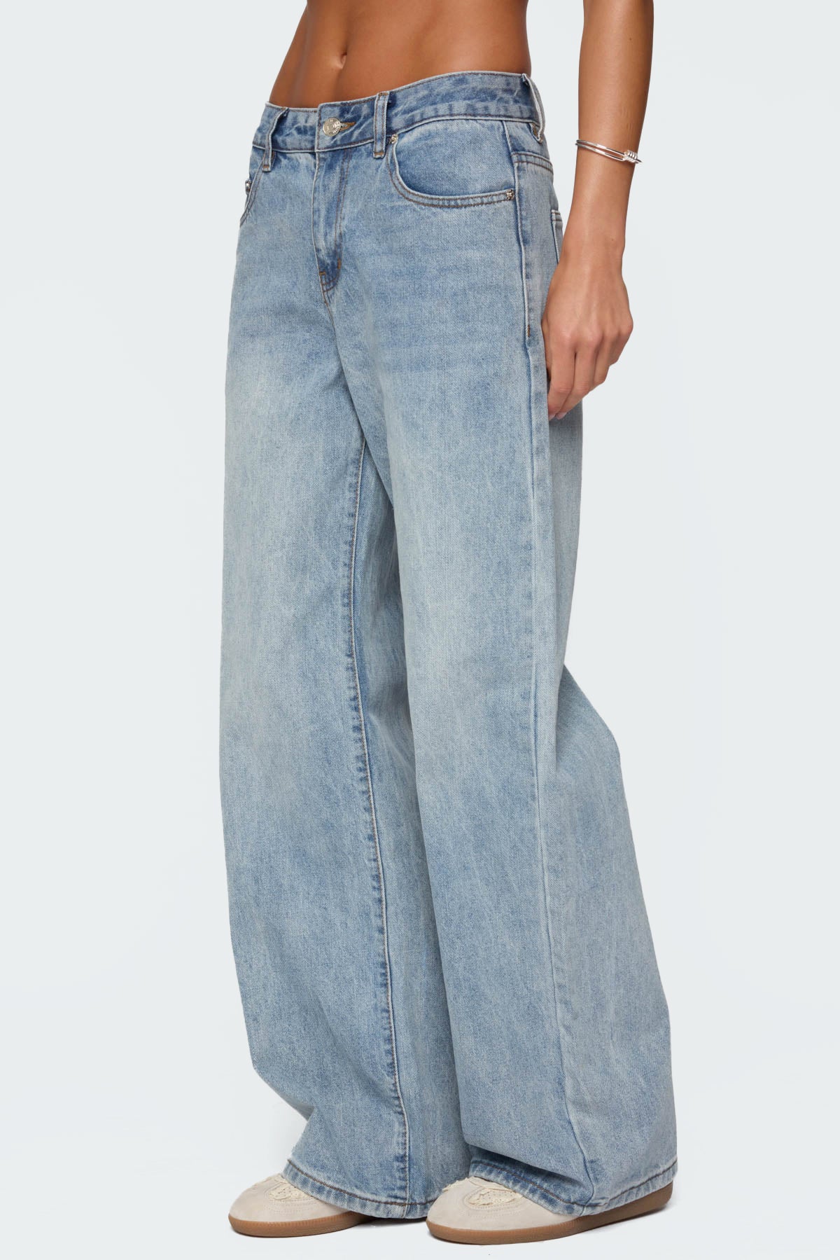 Ery Mid Rise Baggy Jeans - Image 4