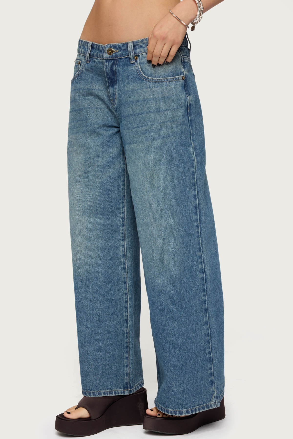 Petite Vyxen Vintage Washed Low Rise Baggy Jeans - Image 5