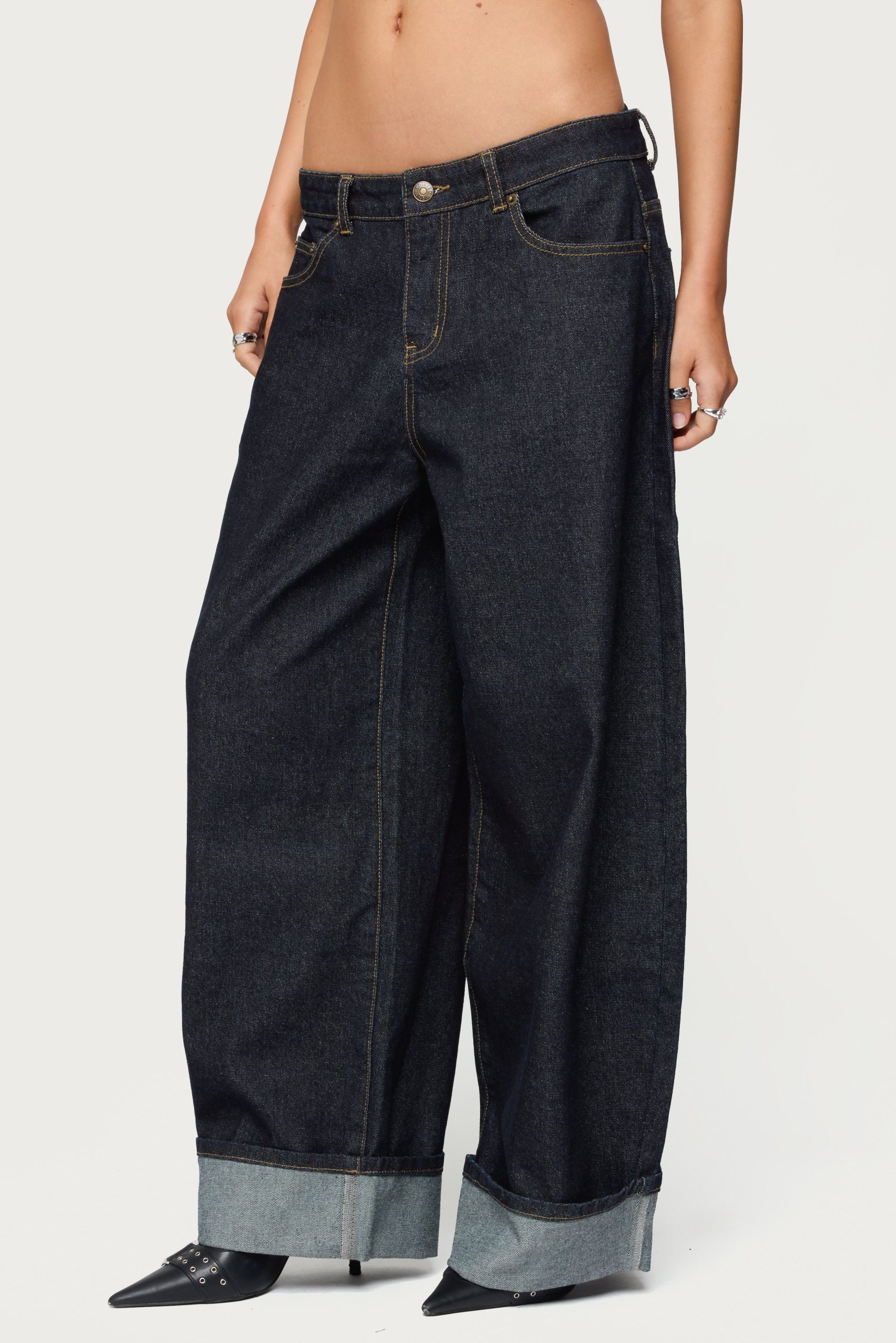 Petite Kella Low Rise Baggy Jeans - Image 4
