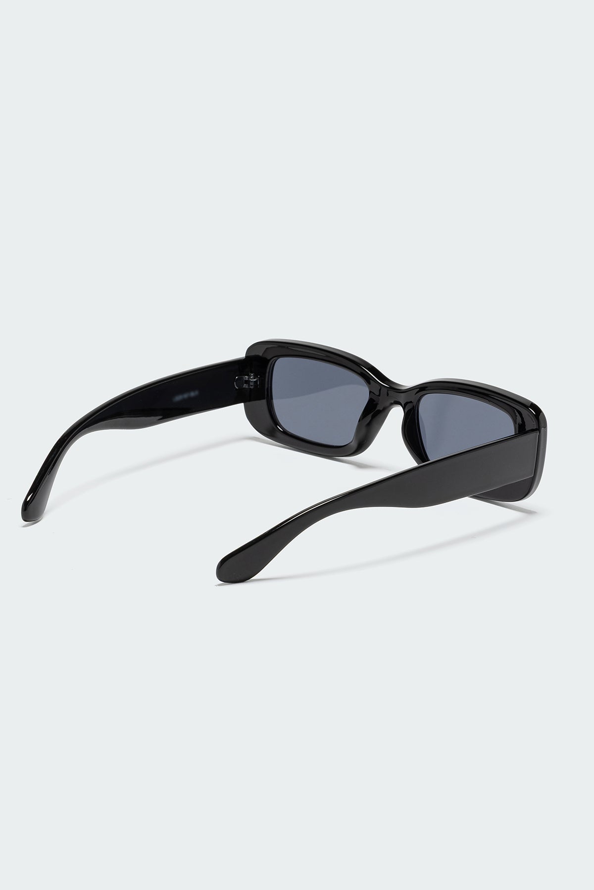 Jackson Square Sunglasses - Image 4