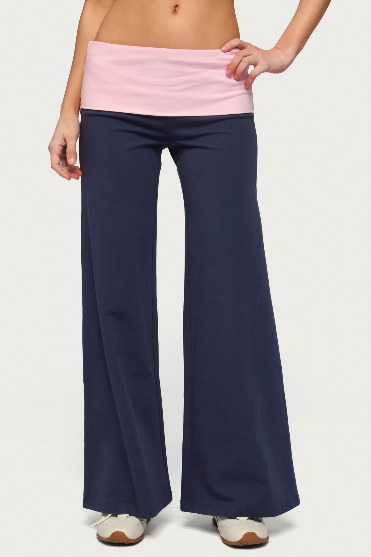 Petite Wide Leg Contrast Foldover Pants - Image 2