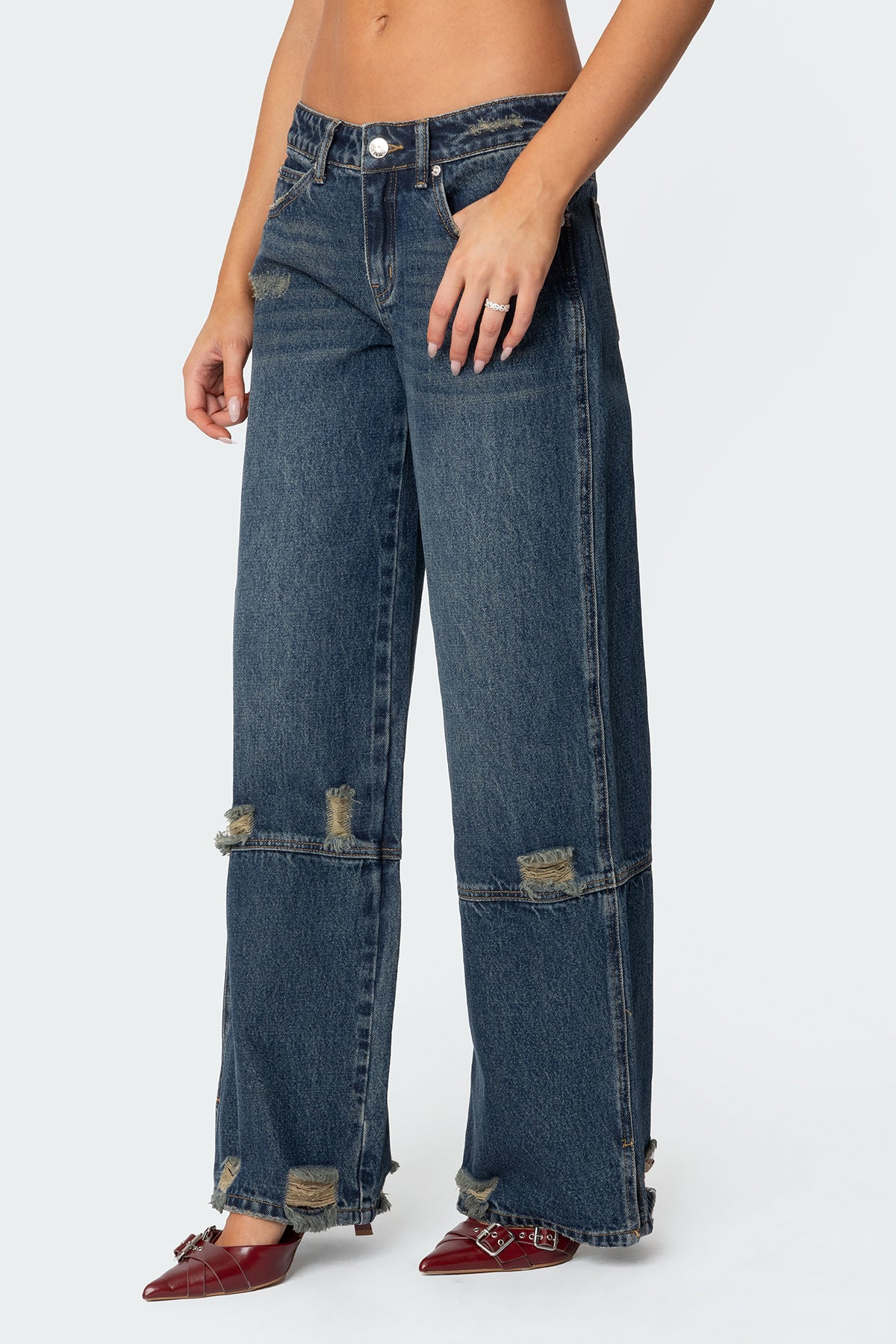 Slitted Distressed Low Rise Baggy Jeans - Image 4