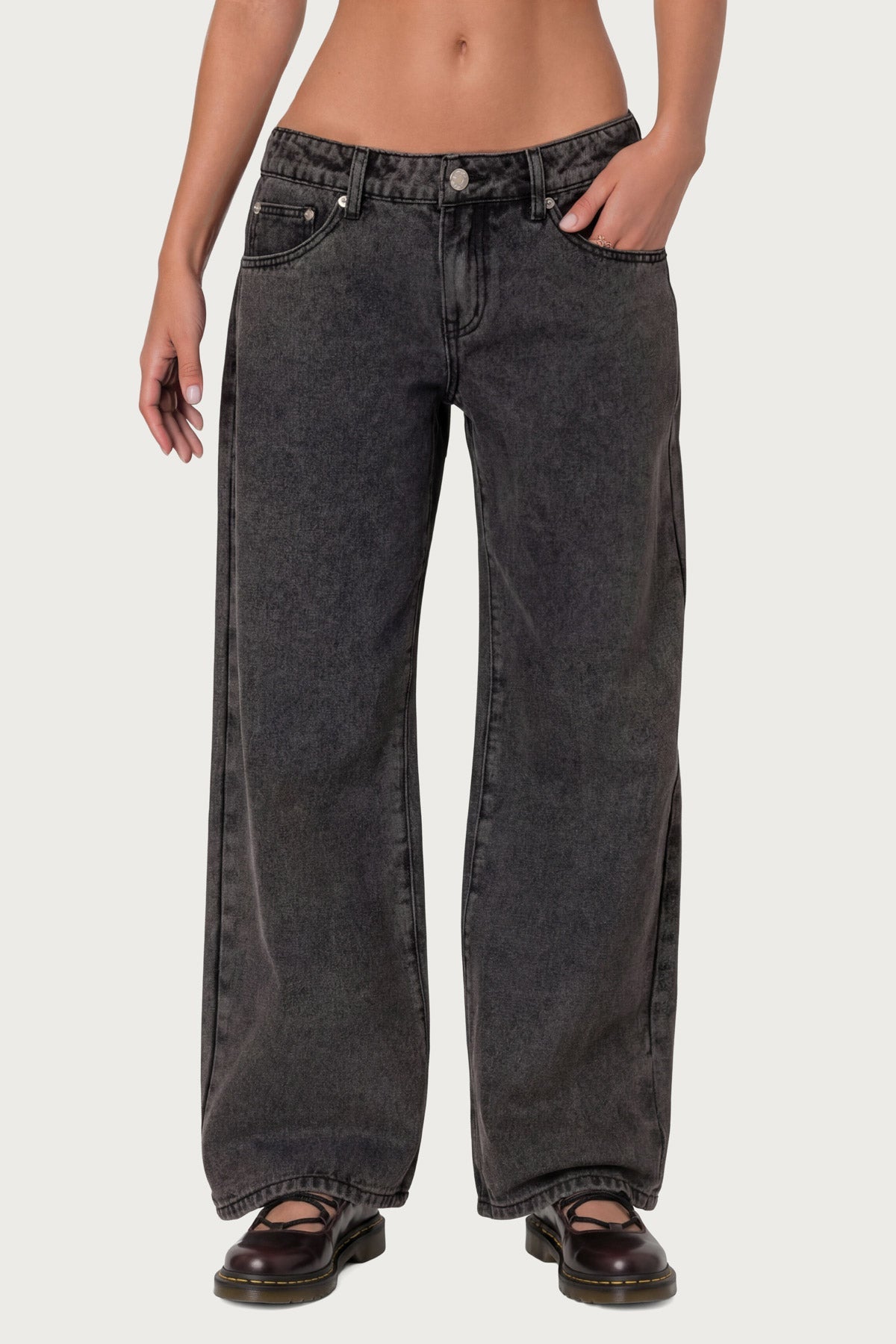 Petite Raelynn Washed Low Rise Baggy Jeans - Image 2