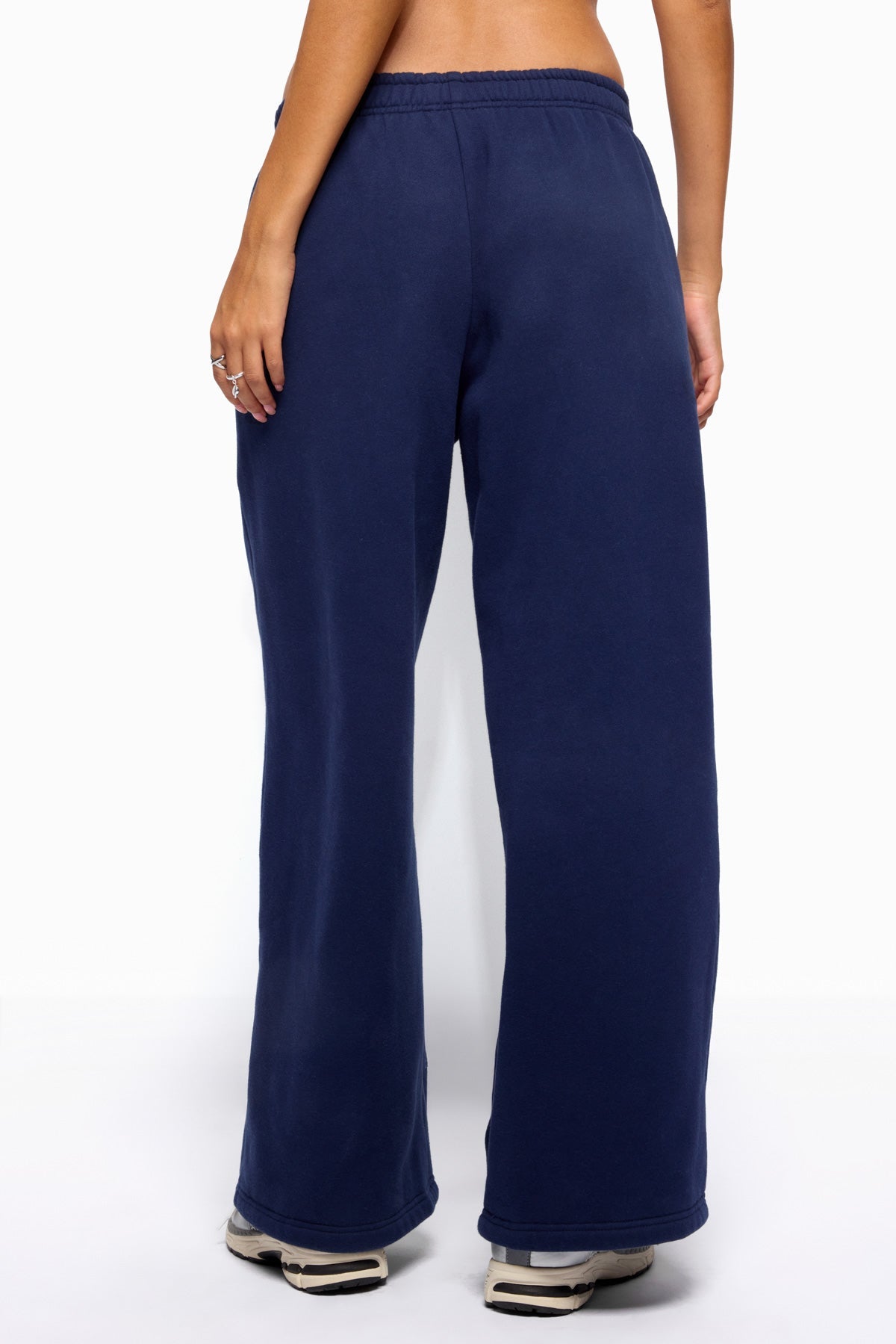 Edikted Major Sweatpants - Image 6
