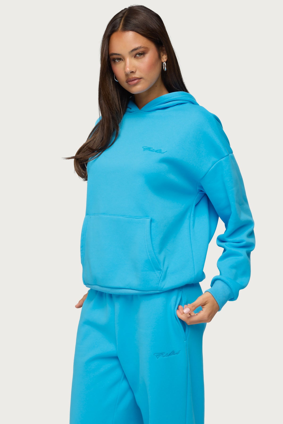 Basic Girl Oversized Edikted Hoodie - Image 4