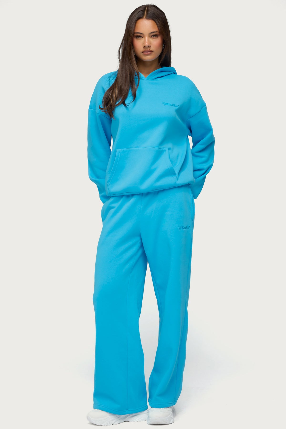 Basic Girl Oversized Edikted Hoodie - Image 5