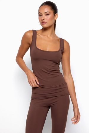 Kiarra Scoop Neck Tank Top