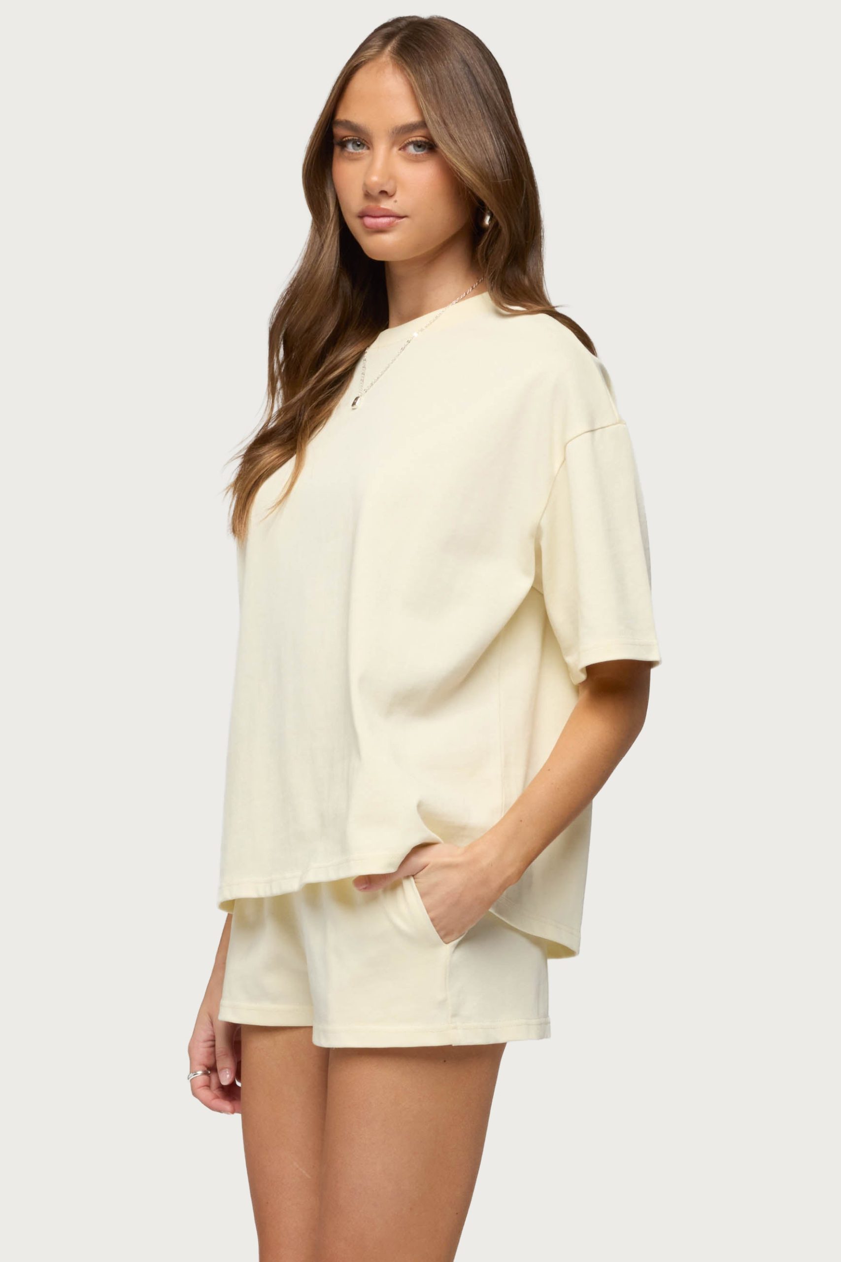 Cecilia Oversized T Shirt - Image 3