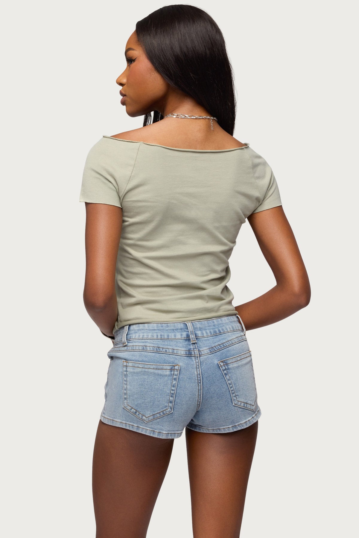 Kamalah Boat Neck Cotton T Shirt - Image 5
